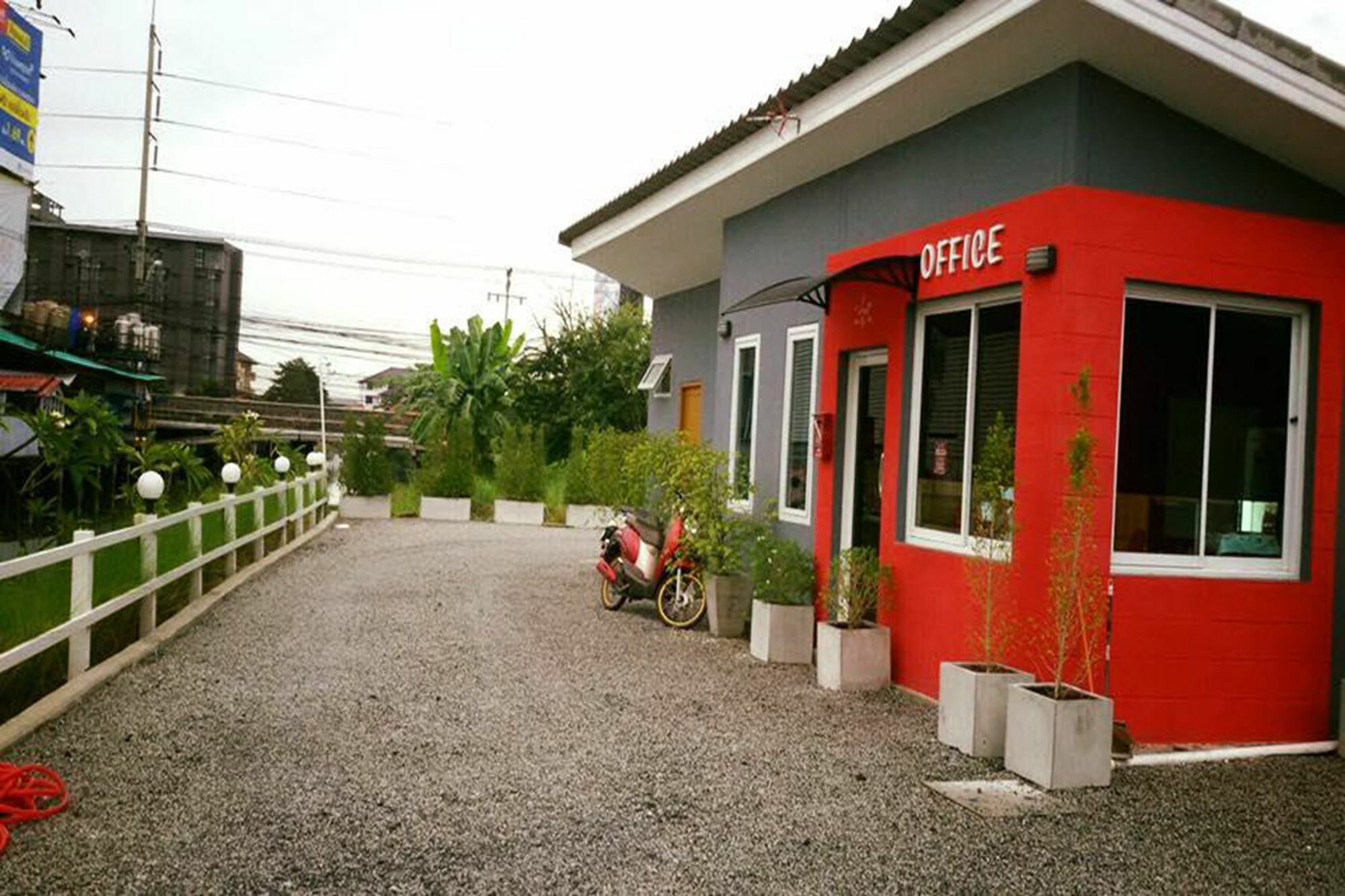 Love Box Resort Bangkok Dış mekan fotoğraf